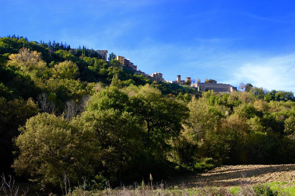 L'Ariete Guest House Montone  Exterior photo
