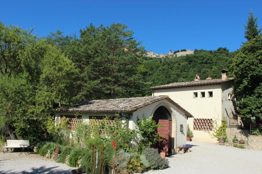 L'Ariete Guest House Montone  Exterior photo